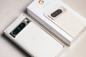 Google Pixel 8 Pro vs Rivals – Full 2025 Guide